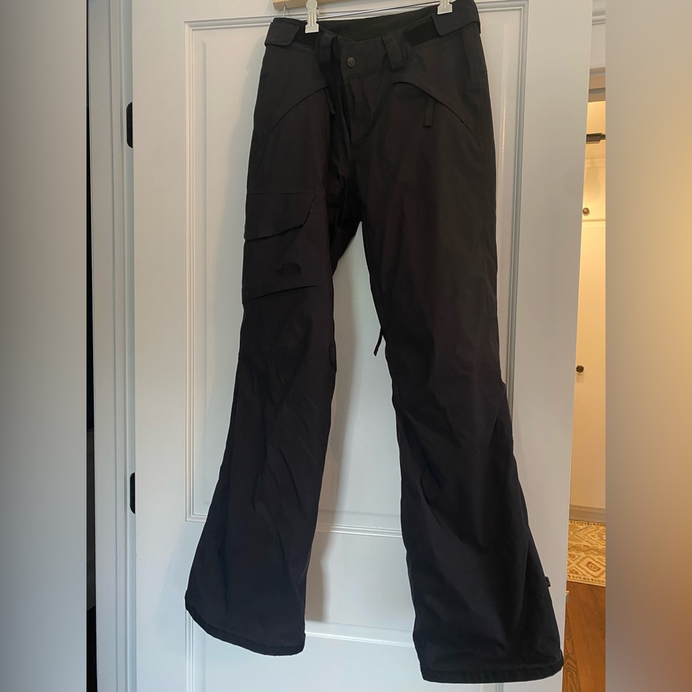 North face insulated women’s ski/snowboarding pants. Snow pants